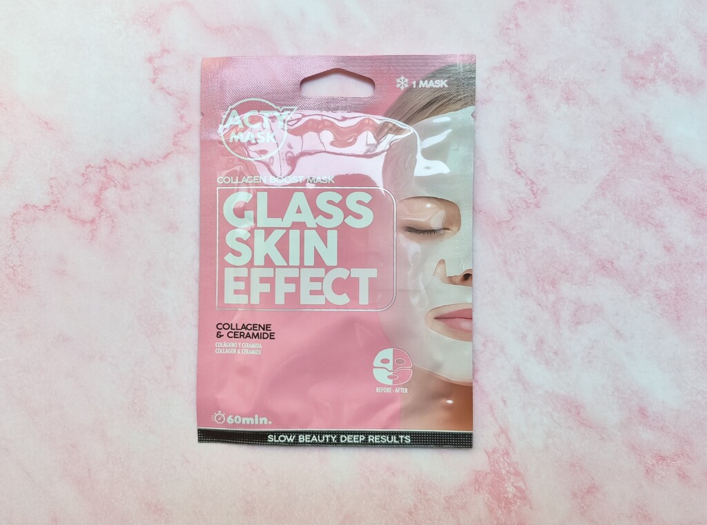 Acty Mask Glass Skin Effect, maschera viso in hydrogel con collagene e ceramidi provata per tre applicazioni.