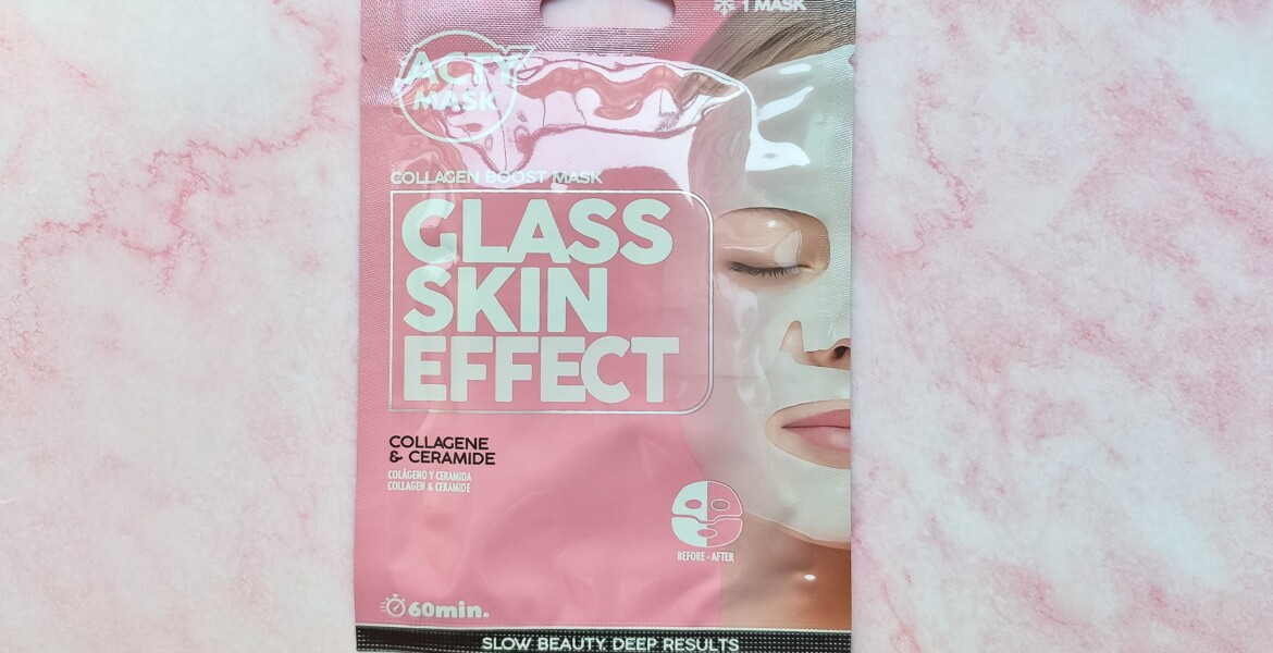 Acty Mask Glass Skin Effect, maschera viso in hydrogel con collagene e ceramidi provata per tre applicazioni.