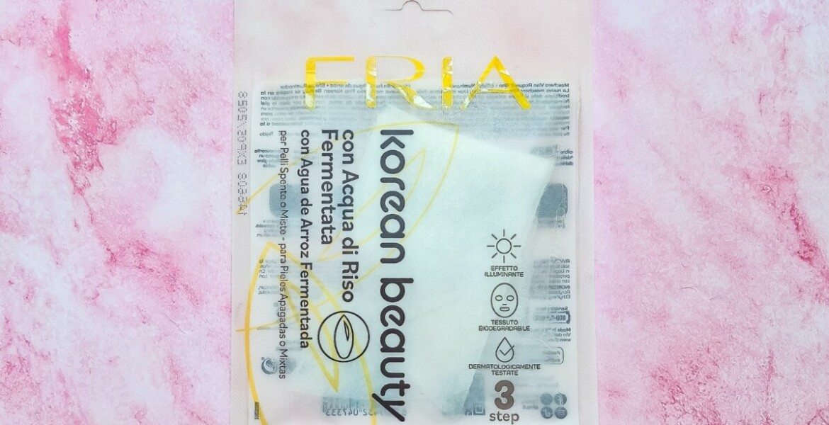 Recensione della maschera al riso FRIA con analisi della formula e prova sulla pelle