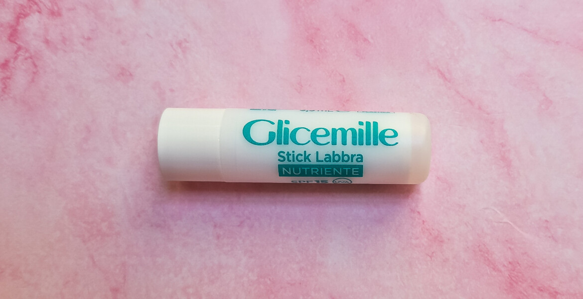 Balsamo labbra Glicemille: recensione di formula, texture e idratazione percepita.