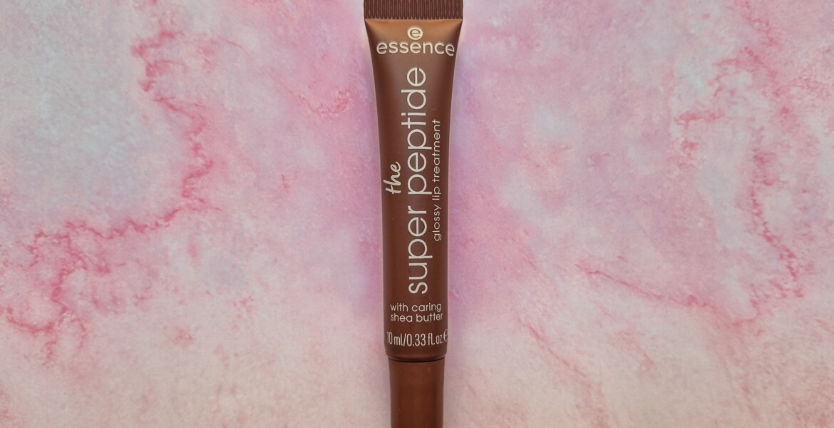 Essence Super Peptide Glossy Lip Treatment 06, trattamento labbra colorato con peptidi e burro di karité.