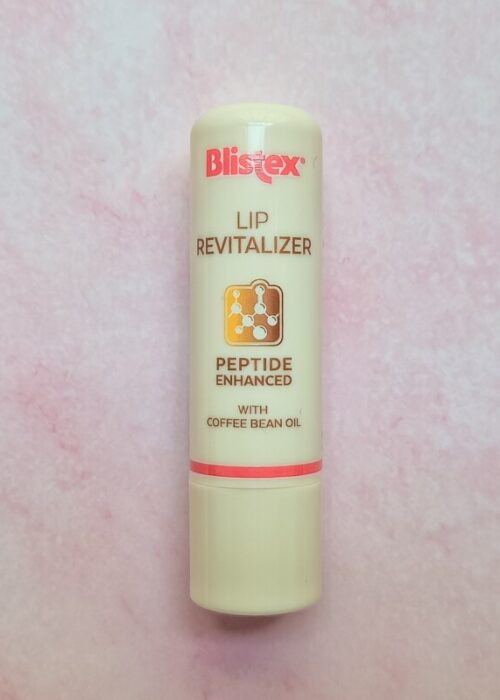 Blistex Lip Revitalizer ai peptidi recensito dopo sette giorni sulle labbra secche